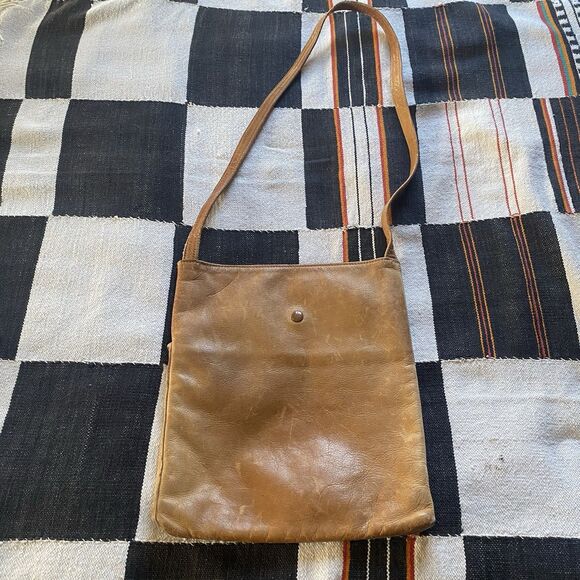 Vintage 1970’s Tan Leather Crossbody Shoulder Bag Purse. Boho. Hippie. Rare. - Picture 8 of 12